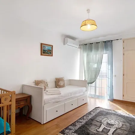 Semesterbostad Casa Das Cegonhas *